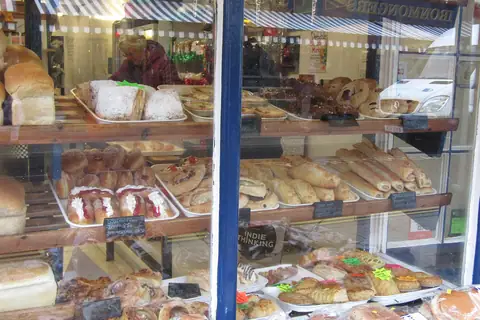 Cake Inn photo 3